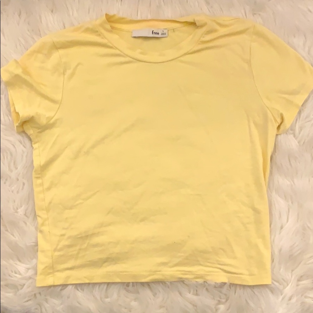 extremely soft yellow t shirt from aritzia